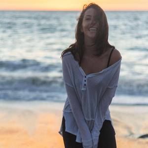 Meet your Posher, Meaghan